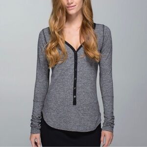 Lululemon Athletica Awesoma Henley